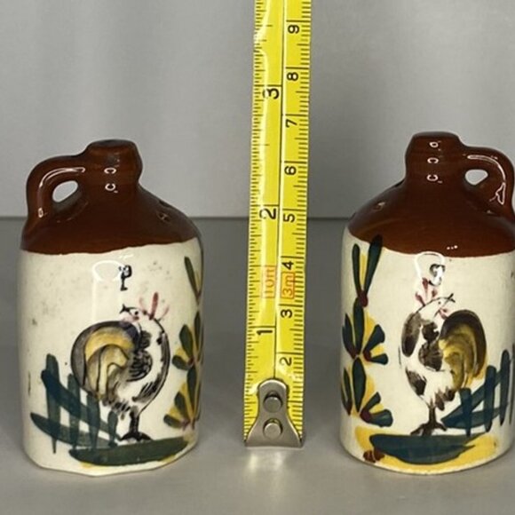 Vintage Orion rooster Crock Jug/Booze Jug Salt & Pepper Shakers - Picture 2 of 8